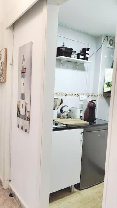Bonito Apartamento De Dos Dormitorios En El Centro Y Calle San Miguel Torremolinos Bagian luar foto