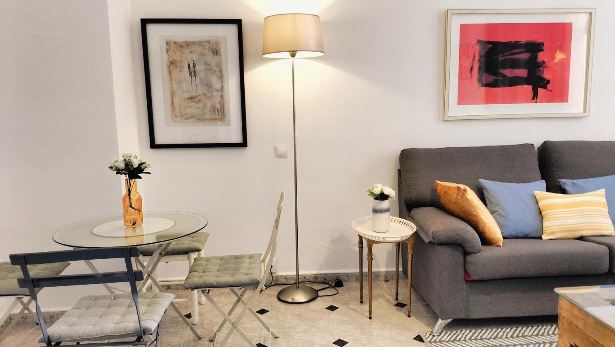 Bonito Apartamento De Dos Dormitorios En El Centro Y Calle San Miguel Torremolinos Bagian luar foto